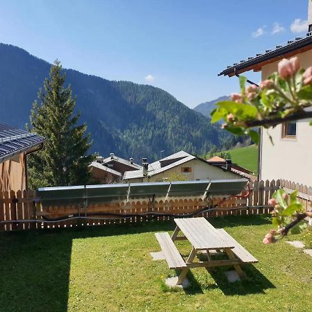 App. Monte Pore - Agriturismo La Majon Colle Santa Lucia Dış mekan fotoğraf